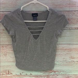 Rue 21 Gray Crop Top / V Neck / XS